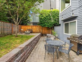 756 N 72nd Street 201, Seattle WA 98103