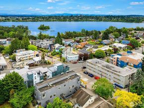 756 N 72nd Street 201, Seattle WA 98103