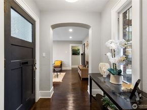 10124 3rd Avenue NW, Seattle WA 98177