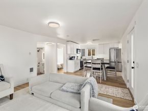 1747 1/2 NE 147th St, Shoreline WA 98155