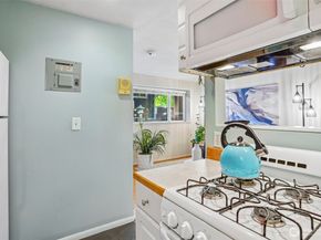3624 Whitman Avenue N 1, Seattle WA 98103