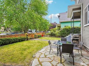 3624 Whitman Avenue N 1, Seattle WA 98103