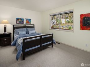 14740 SE 56th Street, Bellevue WA 98006