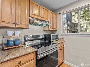 8020 146th Avenue NE A29, Redmond WA 98052
