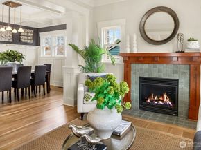 5113 47th Avenue NE, Seattle WA 98105