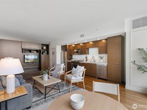 2911 2nd Avenue 811, Seattle WA 98121