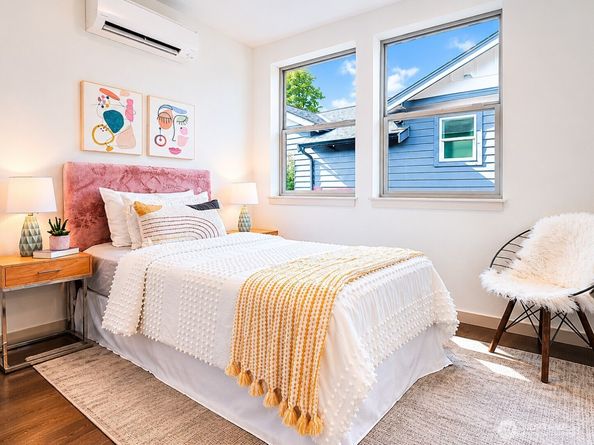 4416 S Frontenac Street B, Seattle WA 98118