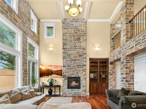 18634 92nd Avenue NE, Bothell WA 98011