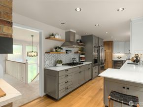 8805 SE 39th Street, Mercer Island WA 98040