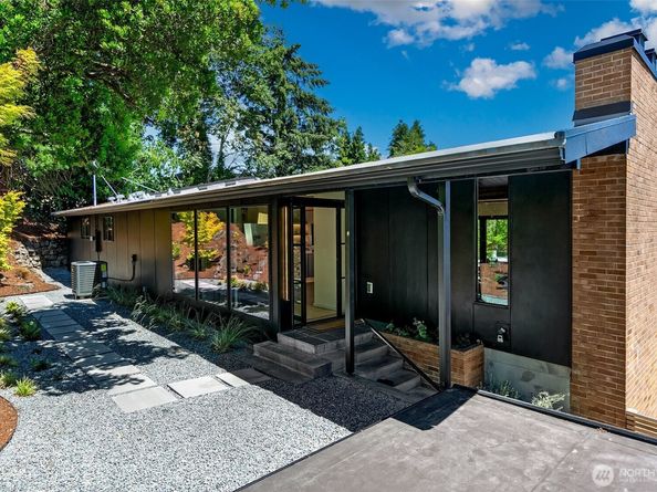 7936 Seward park Avenue S C, Seattle WA 98118
