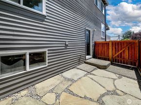 2126 N 86th Street, Seattle WA 98103