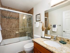 9255 Greenwood Avenue N 31, Seattle WA 98103
