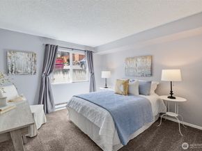 8812 20th Avenue NE A105, Seattle WA 98115