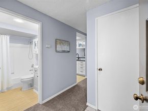 8812 20th Avenue NE A105, Seattle WA 98115