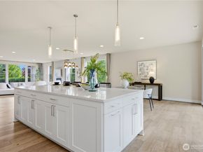 23398 SE 41st Court, Sammamish WA 98075