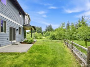 23398 SE 41st Court, Sammamish WA 98075
