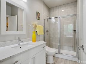 23398 SE 41st Court, Sammamish WA 98075