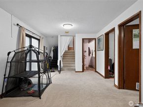 37135 2nd Avenue SW, Federal Way WA 98023