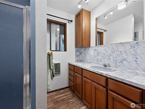 37135 2nd Avenue SW, Federal Way WA 98023