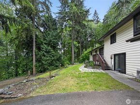 37135 2nd Avenue SW, Federal Way WA 98023