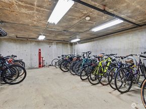 1760 NW 56th Street 311, Seattle WA 98107