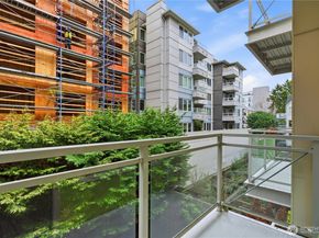 1760 NW 56th Street 311, Seattle WA 98107
