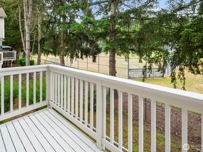 1006 37th Street SE B, Auburn WA 98002