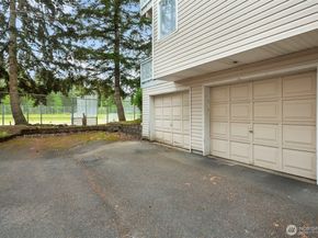 1006 37th Street SE B, Auburn WA 98002