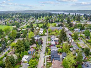 6832 47th Avenue NE B, Seattle WA 98115