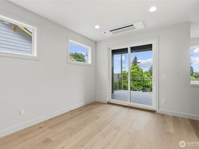 6832 47th Avenue NE B, Seattle WA 98115