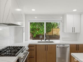 1529 172nd Place NE, Bellevue WA 98008