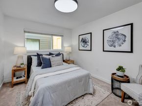 2501 Canterbury Lane E 116, Seattle WA 98112