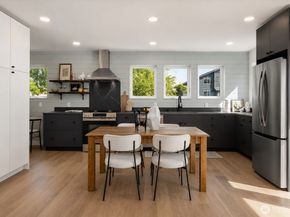 909 32nd Avenue S C, Seattle WA 98144