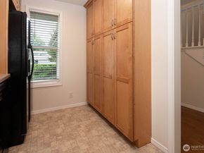 20322 33rd Avenue W B, Lynnwood WA 98036