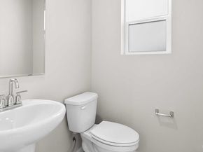 1105 138th Place SW, Lynnwood WA 98087
