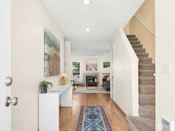 10030 Holly Drive 111, Everett WA 98204