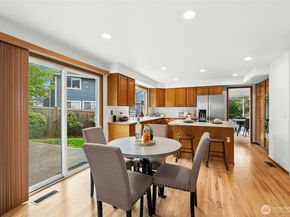 1808 Field Place NE, Renton WA 98059