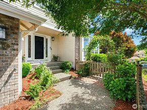 1808 Field Place NE, Renton WA 98059