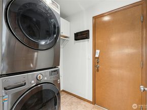 1808 Field Place NE, Renton WA 98059