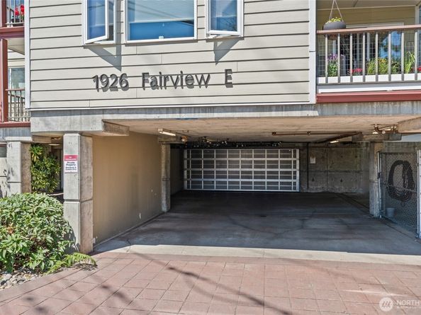 1926 Fairview Avenue E 307, Seattle WA 98102