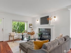 525 27th Avenue, Seattle WA 98122