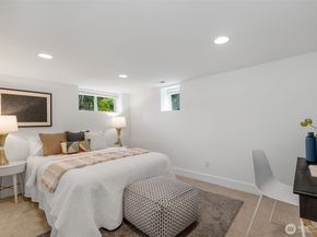 525 27th Avenue, Seattle WA 98122