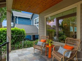525 27th Avenue, Seattle WA 98122