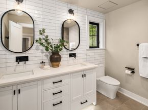 4221 NE 27th Place, Newcastle WA 98059