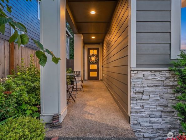9633 S 209th Street, Kent WA 98031