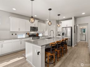 9633 S 209th Street, Kent WA 98031