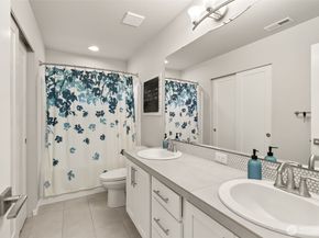 9633 S 209th Street, Kent WA 98031
