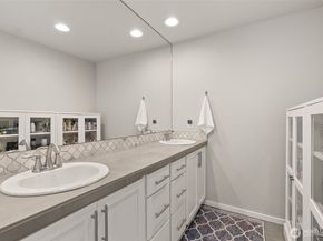 9633 S 209th Street, Kent WA 98031