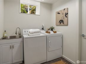 4055 SW Holgate Street, Seattle WA 98116