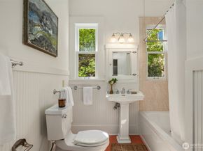 4055 SW Holgate Street, Seattle WA 98116